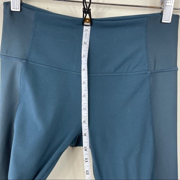 Athleta Cobra Tight Leggings Ankle Crop Criss Cross Cutout Abyss Teal S 158847 - Picture 14 of 16